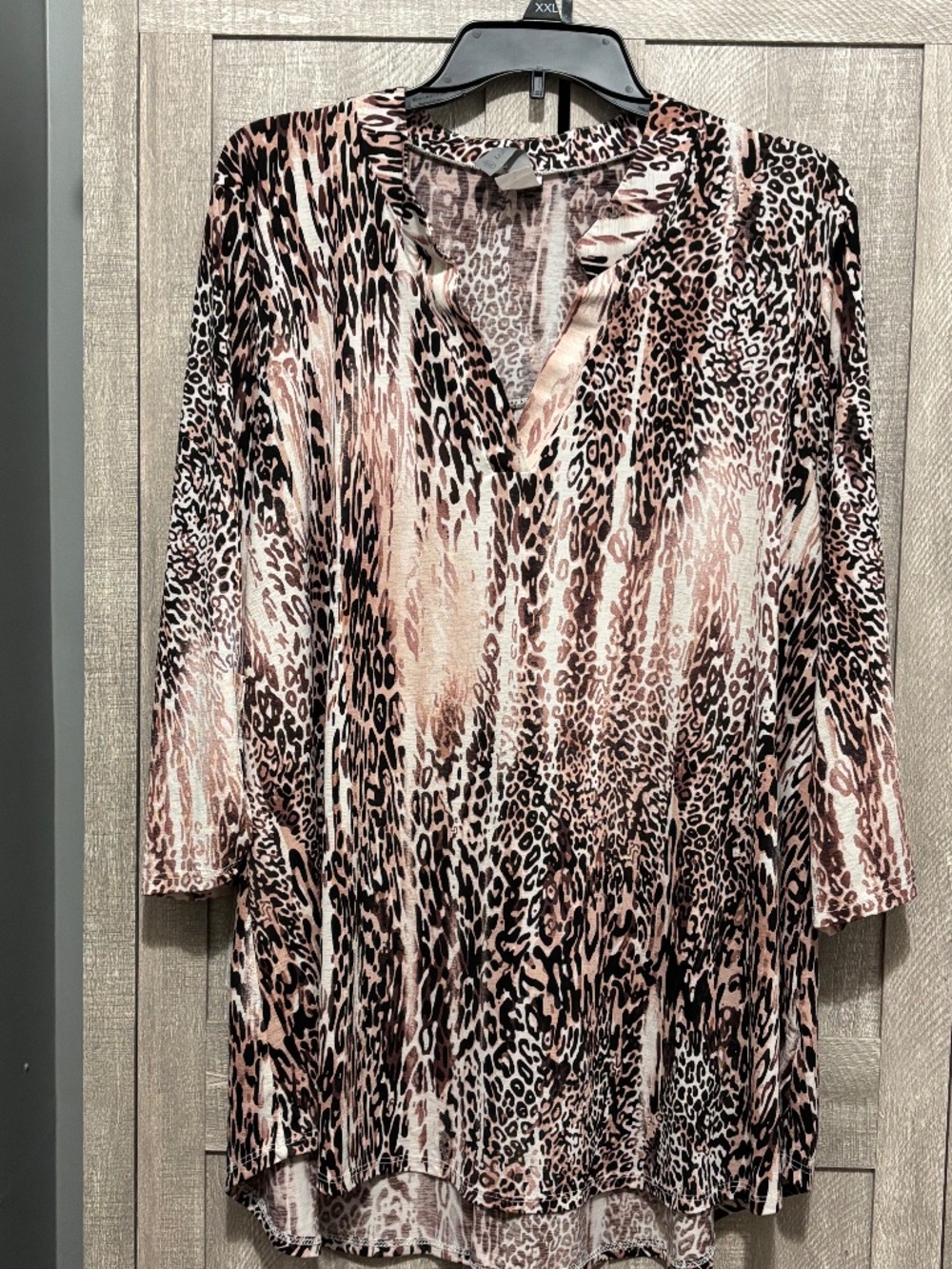 Honeyme leopard print pink wrinkle-free "Lizzy" type top 2X XXL
